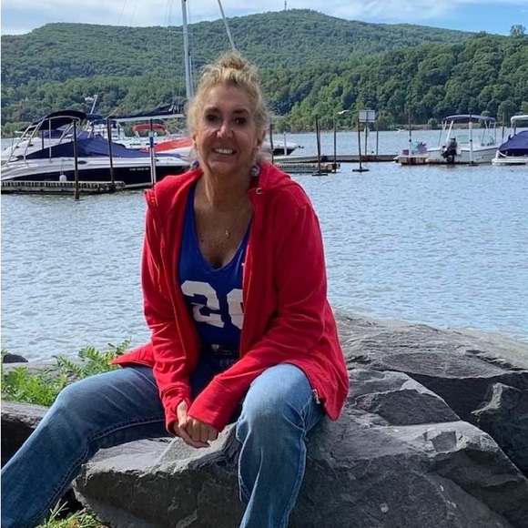 Meet your Posher, Posh - Picture 4 of 4